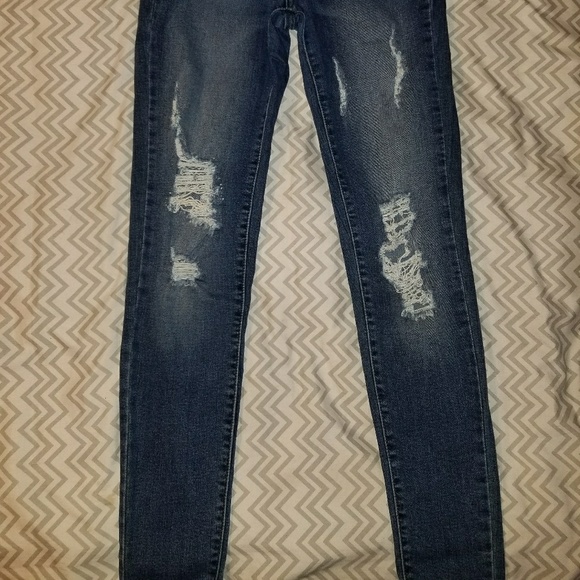 KanCan Ripped Jeans - Picture 4 of 6